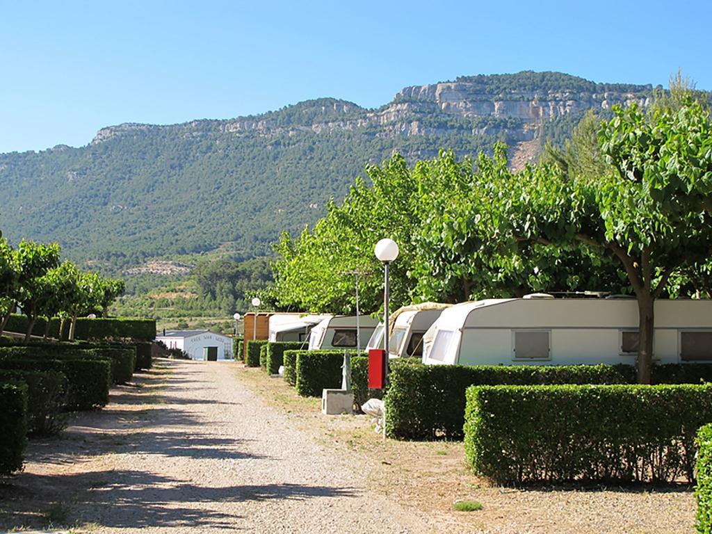 Montsant Park Camping & Bungalow Hotel Ulldemolins Exterior photo